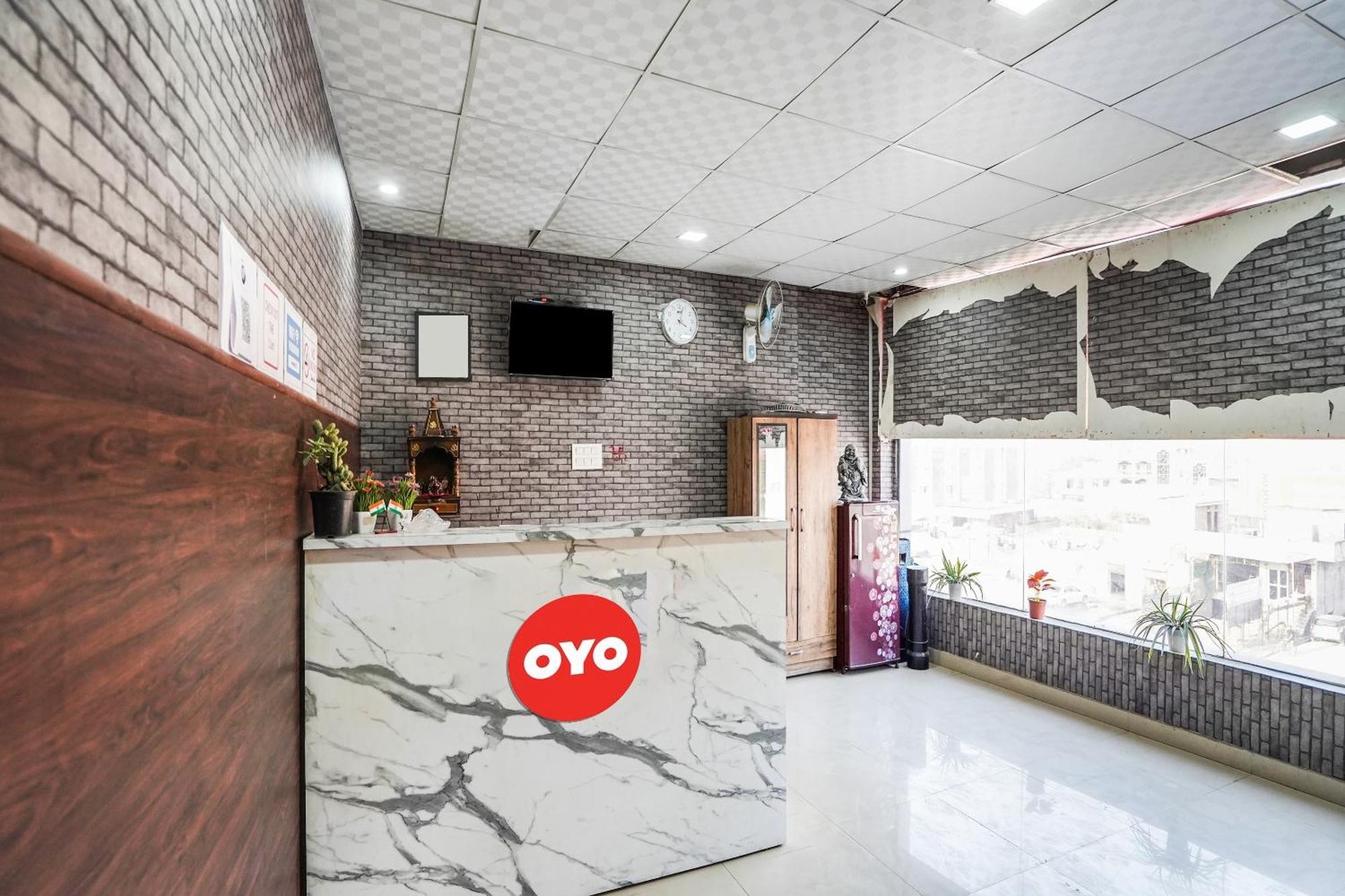 Hotel O Dream Palace Inn Νόιντα Εξωτερικό φωτογραφία